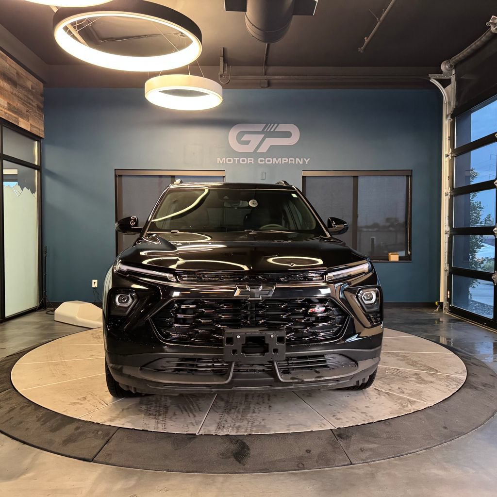 Used 2025 Chevrolet TrailBlazer RS FWD image 8
