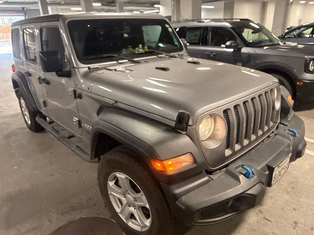 Used 2018 Jeep Wrangler Unlimited Sport S AWD/4WD image 2