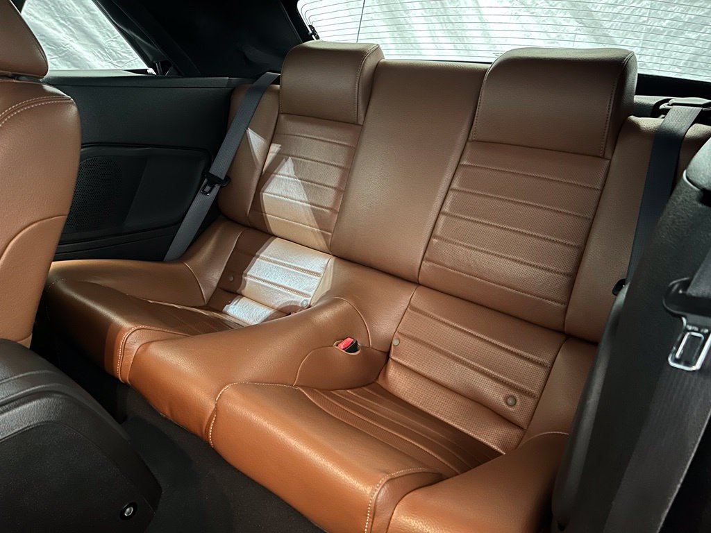Used 2010 Ford Mustang Convertible RWD image 27