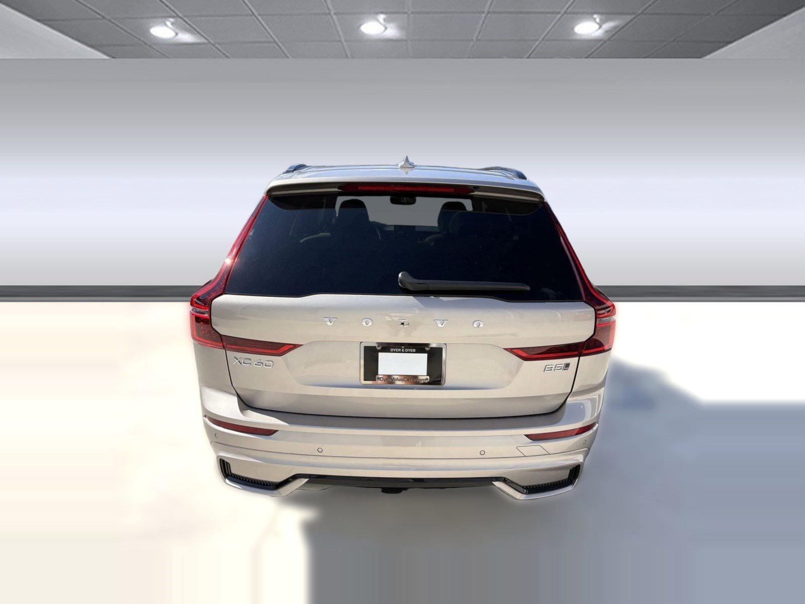 Used 2026 Volvo XC60 B5 Core w/ Climate Package image 10