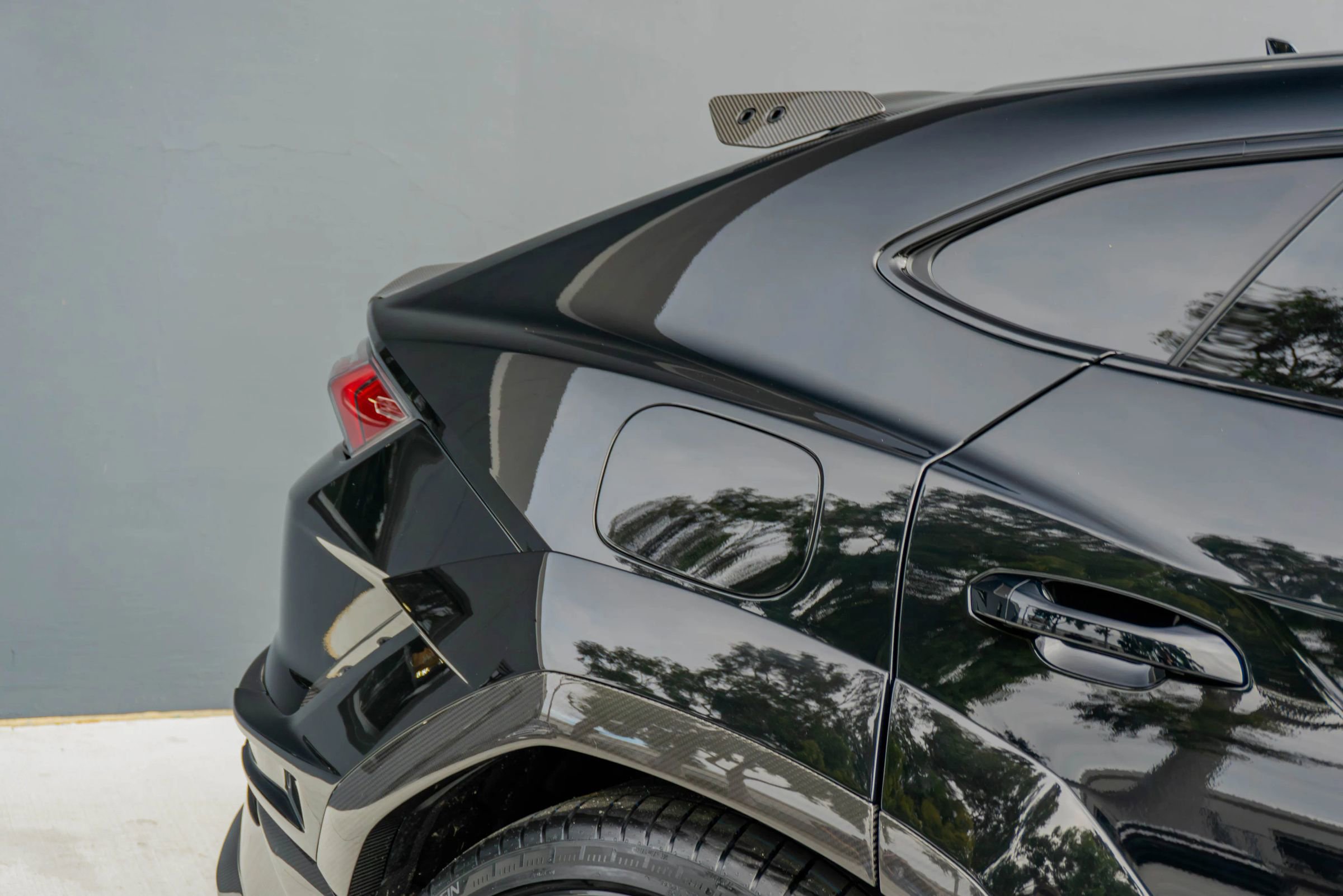 Used 2025 Lamborghini Urus SE image 37