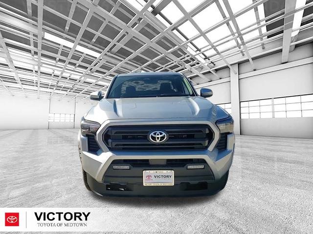 Used 2025 Toyota Tacoma SR5 image 9