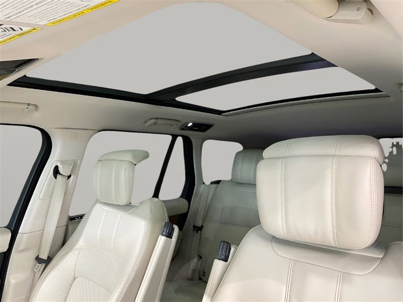 Used 2020 Land Rover Range Rover HSE image 21