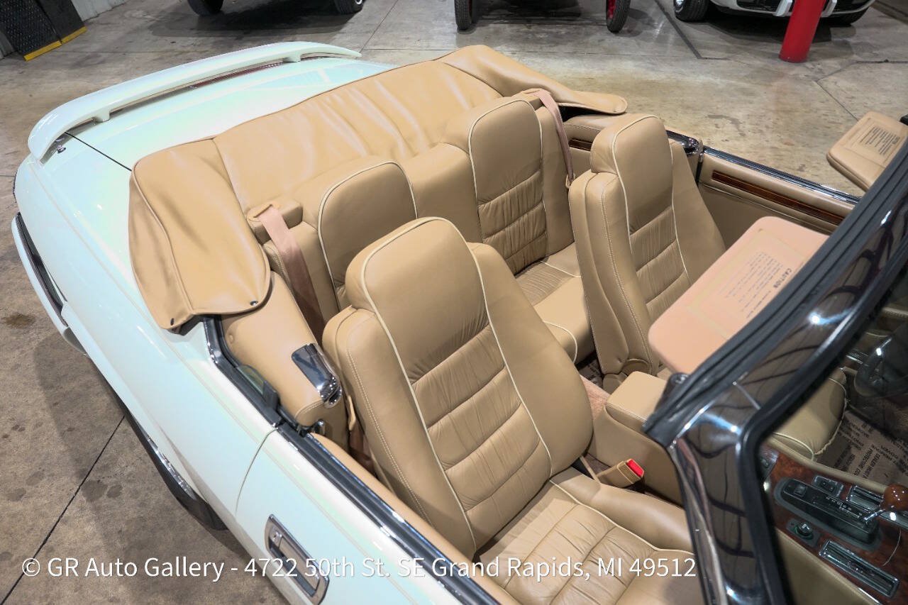 Used 1995 Jaguar XJS V12 Convertible RWD image 18