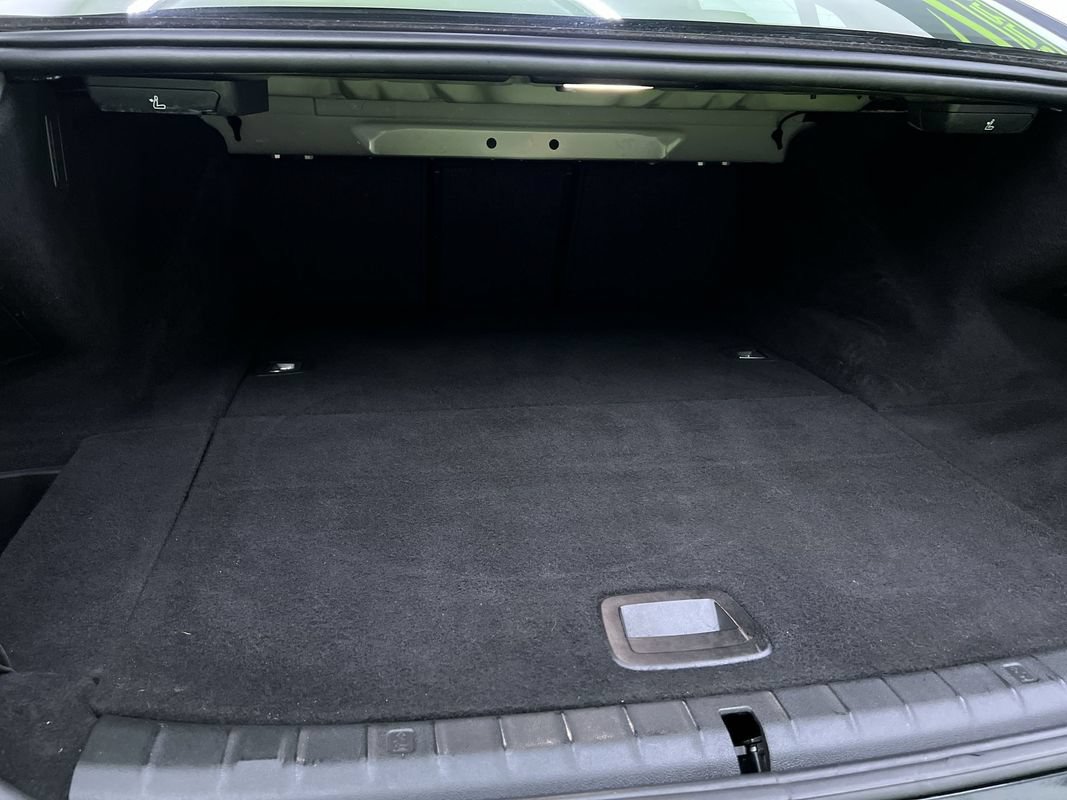 Used 2018 BMW 530e RWD image 29