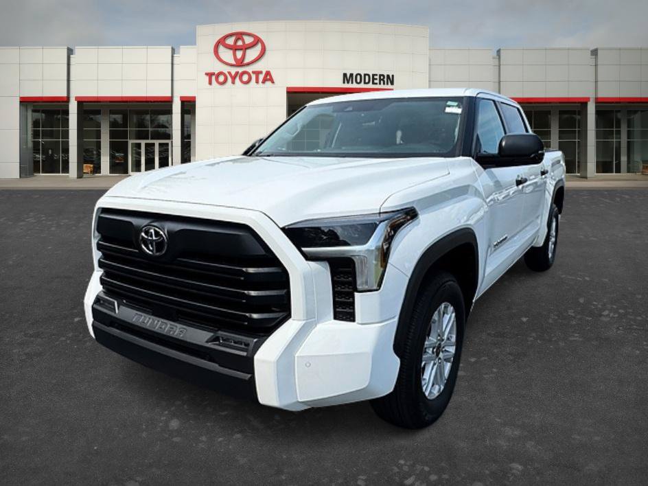 Used 2024 Toyota Tundra SR5 w/ SR5 Convenience Package RWD image 1