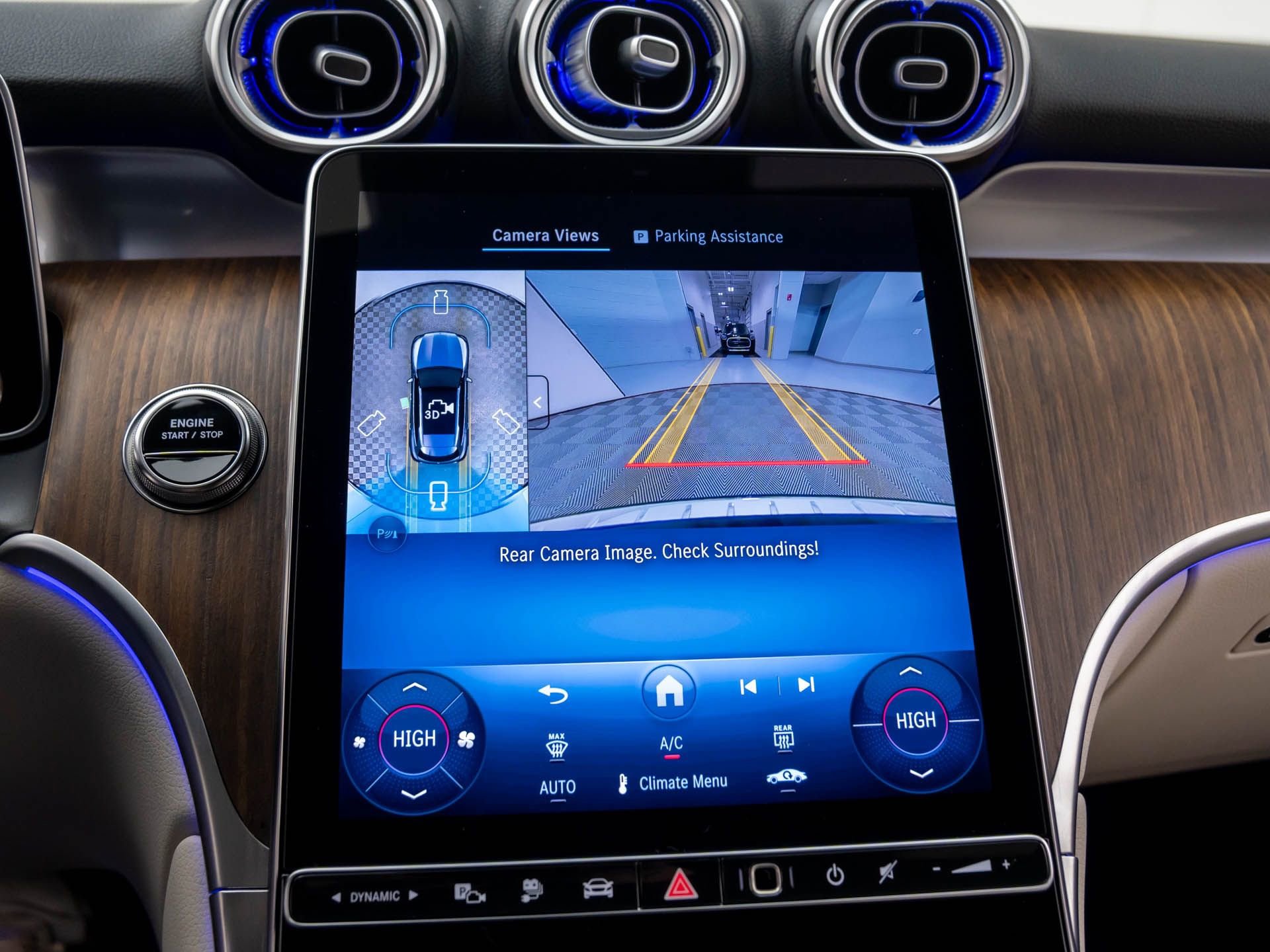 Used 2025 Mercedes-Benz GLC 350e 4MATIC image 26