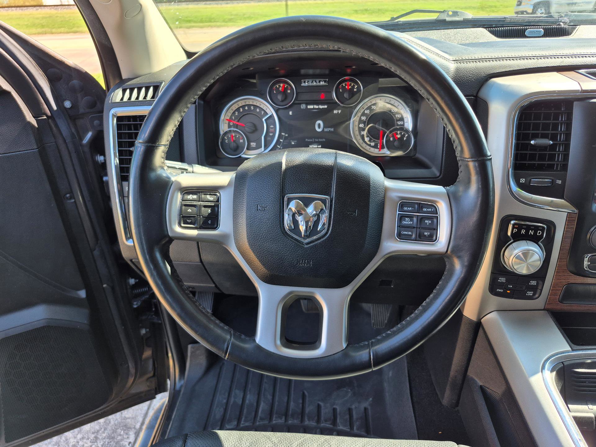 Used 2018 RAM 1500 Laramie w/ Convenience Group image 12