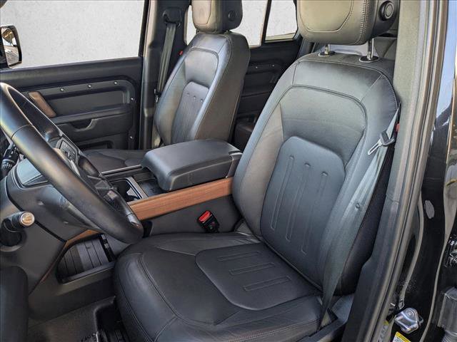 Used 2024 Land Rover Defender 110 X image 18