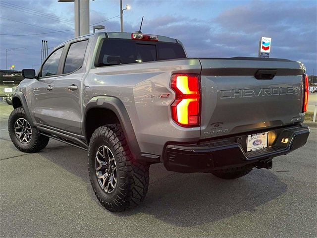 Used 2024 Chevrolet Colorado ZR2 w/ Safety Package image 5