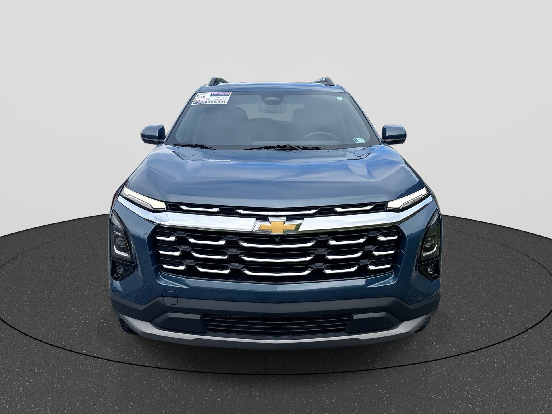 Used 2025 Chevrolet Equinox LT w/ Convenience Package II AWD/4WD image 3