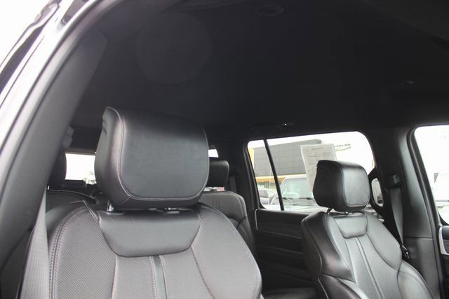 Used 2022 Jeep Wagoneer Series III image 35