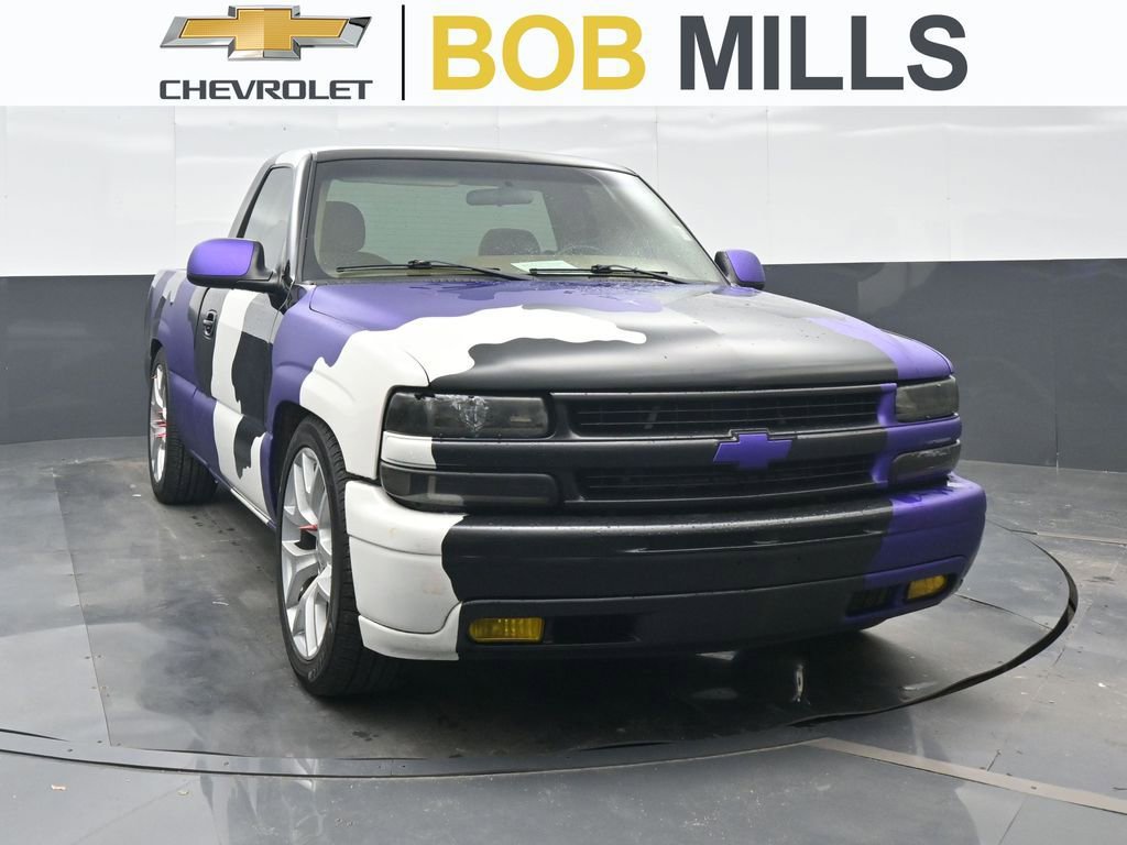 Used 2000 Chevrolet Silverado 1500 LS image 1