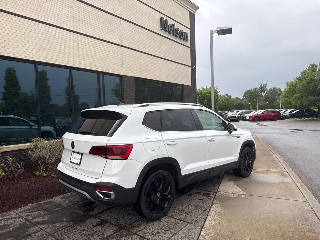 Used 2022 Volkswagen Taos SE w/ IQ.Drive SE Package FWD image 5