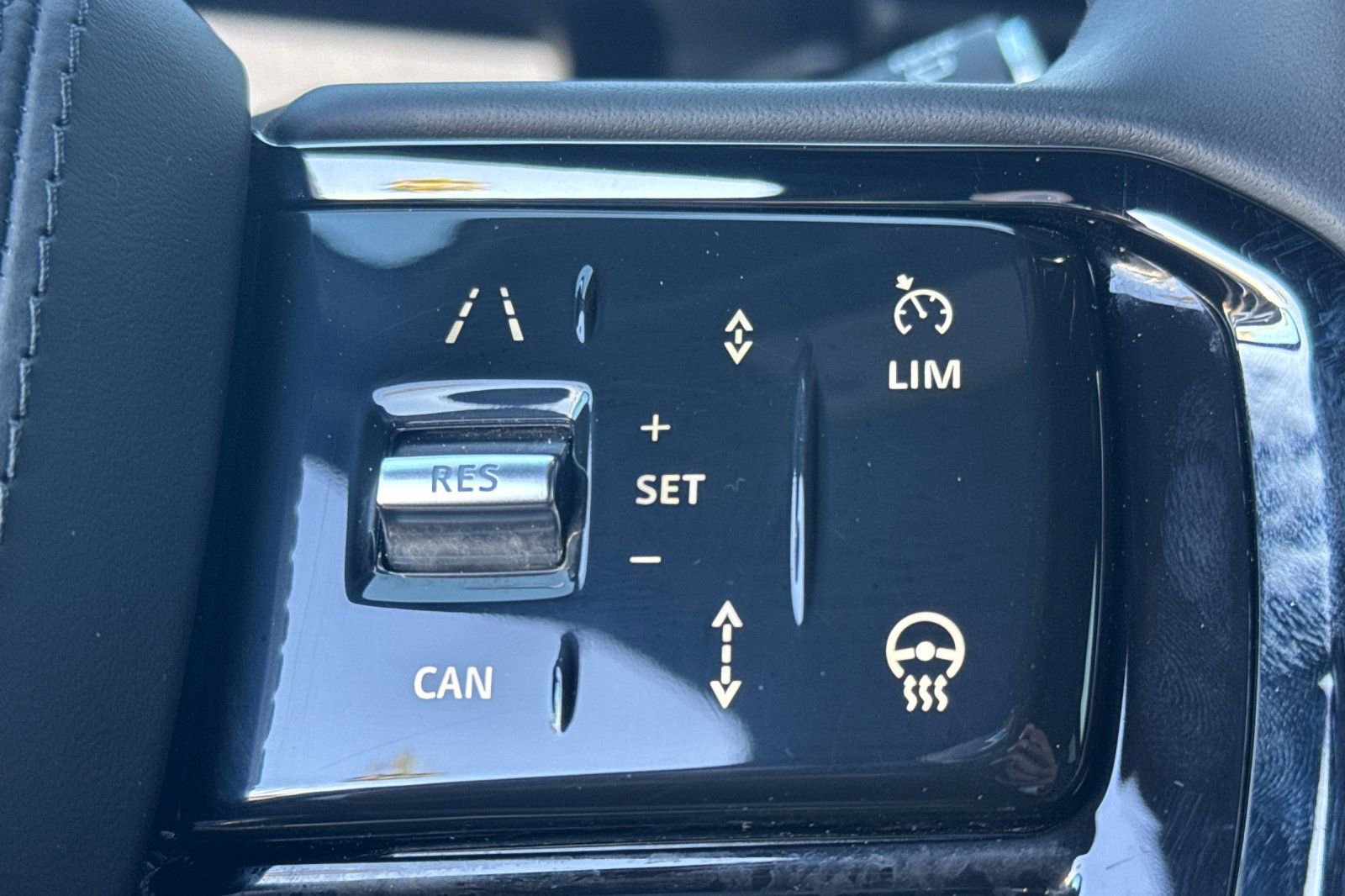 Used 2026 Land Rover Range Rover Velar S image 29