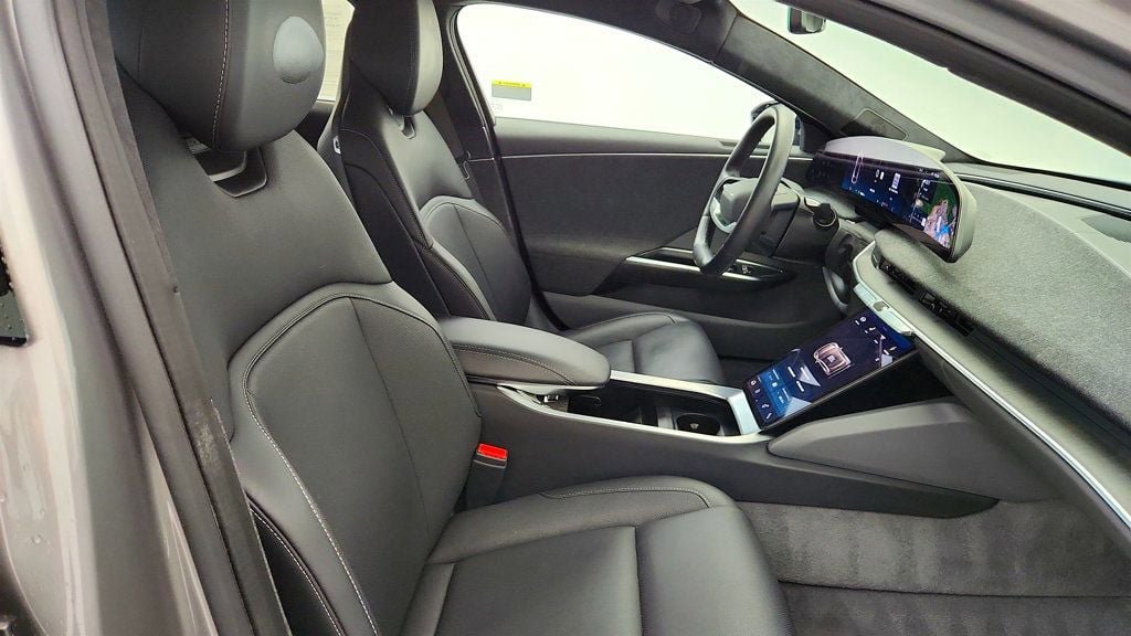 Used 2023 Lucid Air Pure AWD/4WD image 24