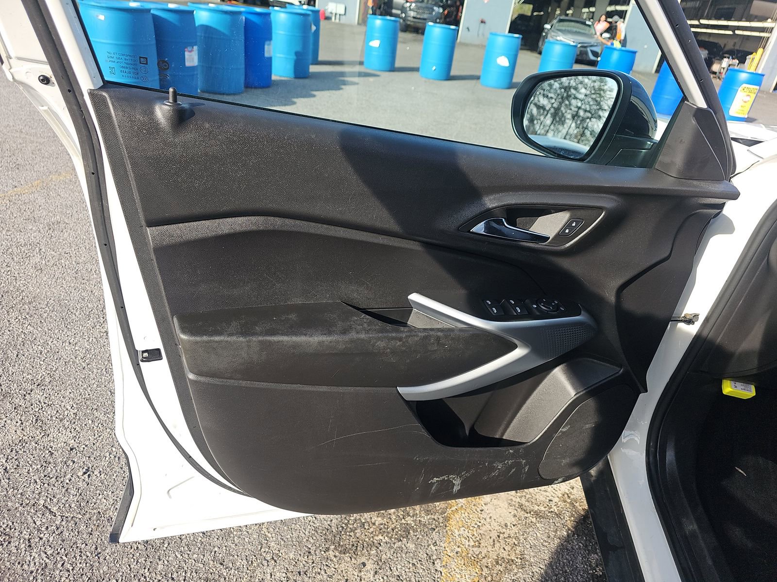 Used 2024 Chevrolet Trax RS w/ Driver Confidence Package image 16