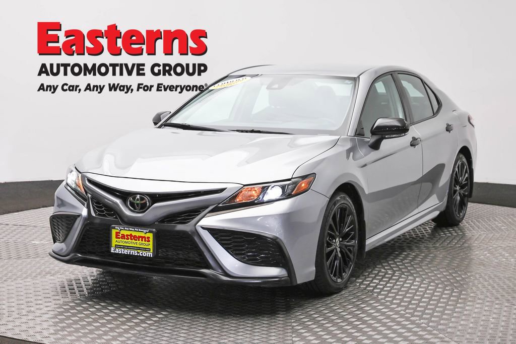 Used 2022 Toyota Camry SE