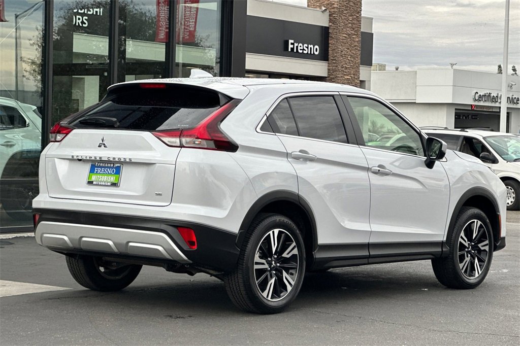 Used 2025 Mitsubishi Eclipse Cross SE image 6