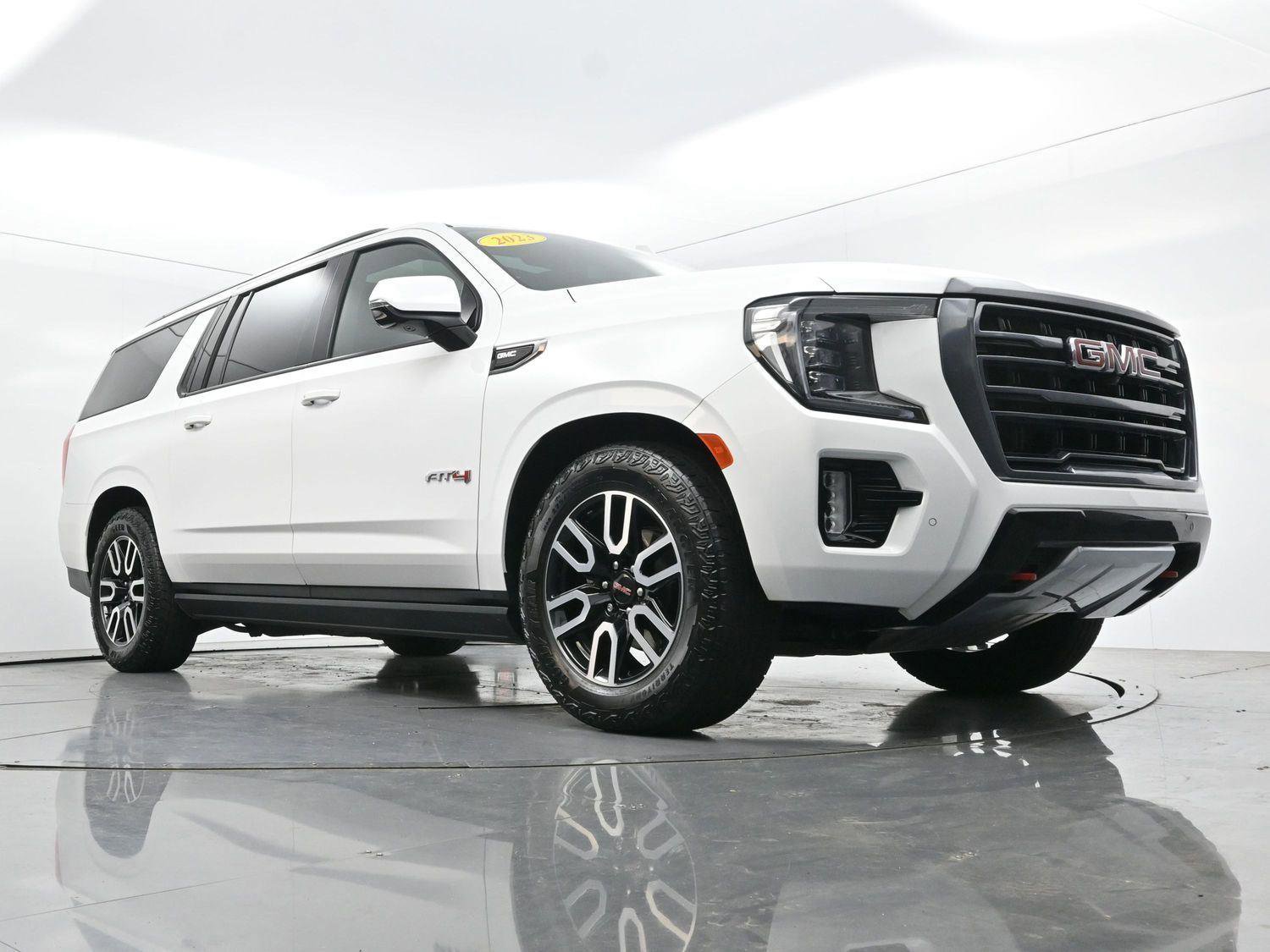 Used 2023 GMC Yukon XL AT4 w/ AT4 Premium Plus Package AWD/4WD image 52