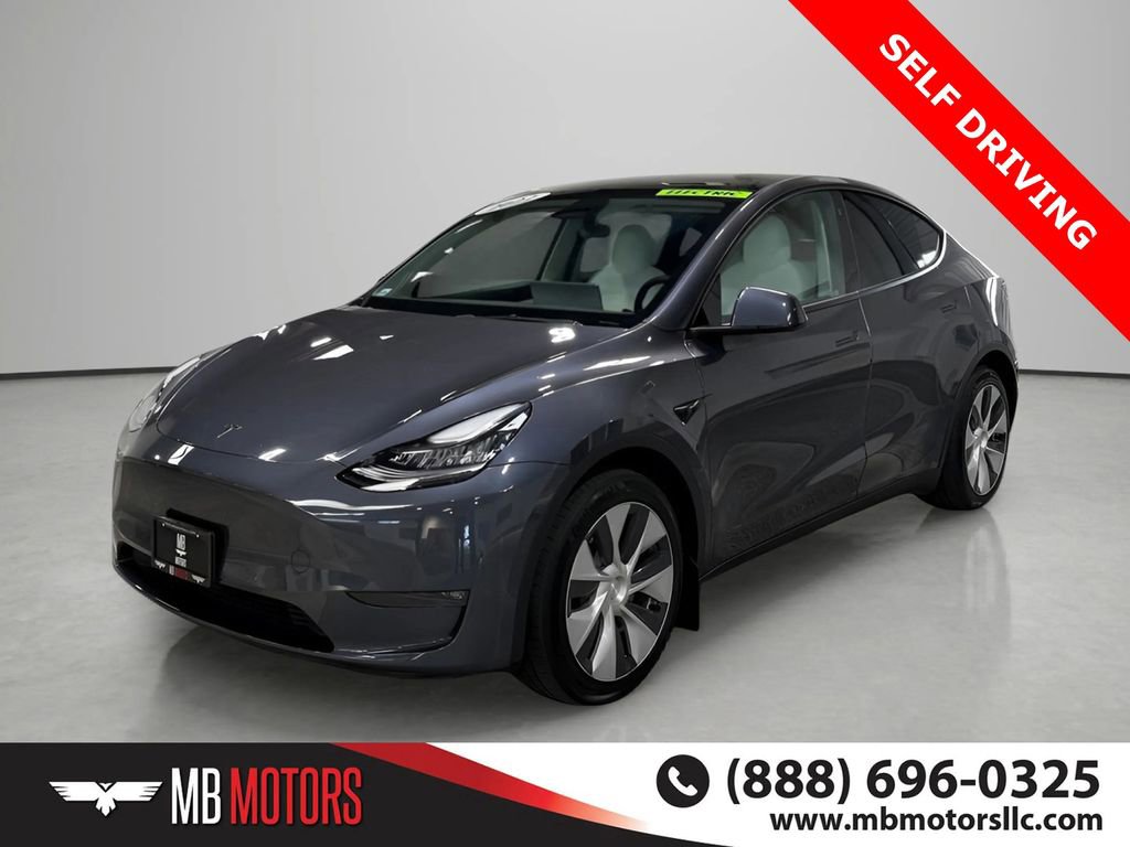 Used 2022 Tesla Model Y Long Range AWD/4WD image 1