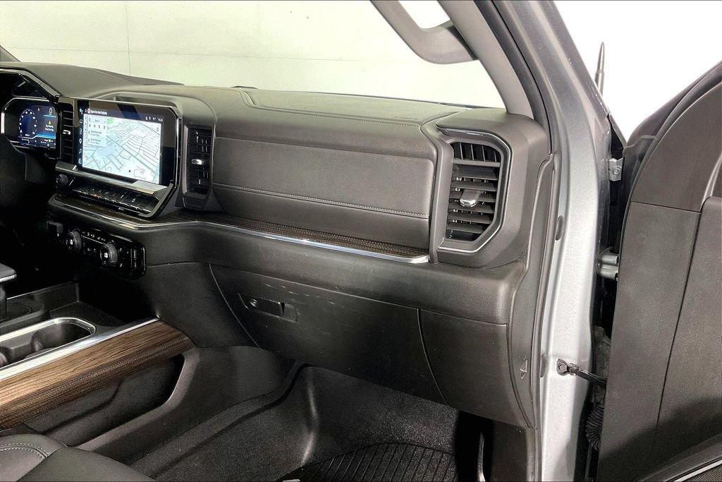 Used 2023 Chevrolet Silverado 1500 RST AWD/4WD image 19