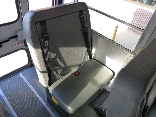 Used 2007 Chevrolet Express 3500 w/ School Bus Package image 24