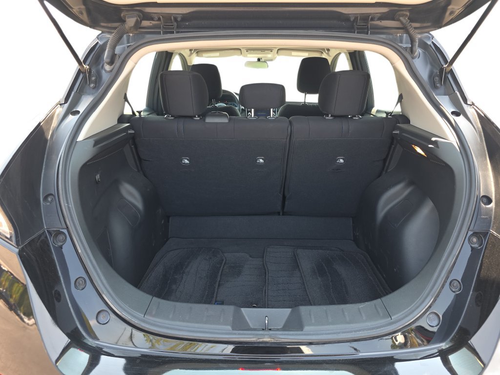 Used 2022 Nissan Leaf S FWD image 28