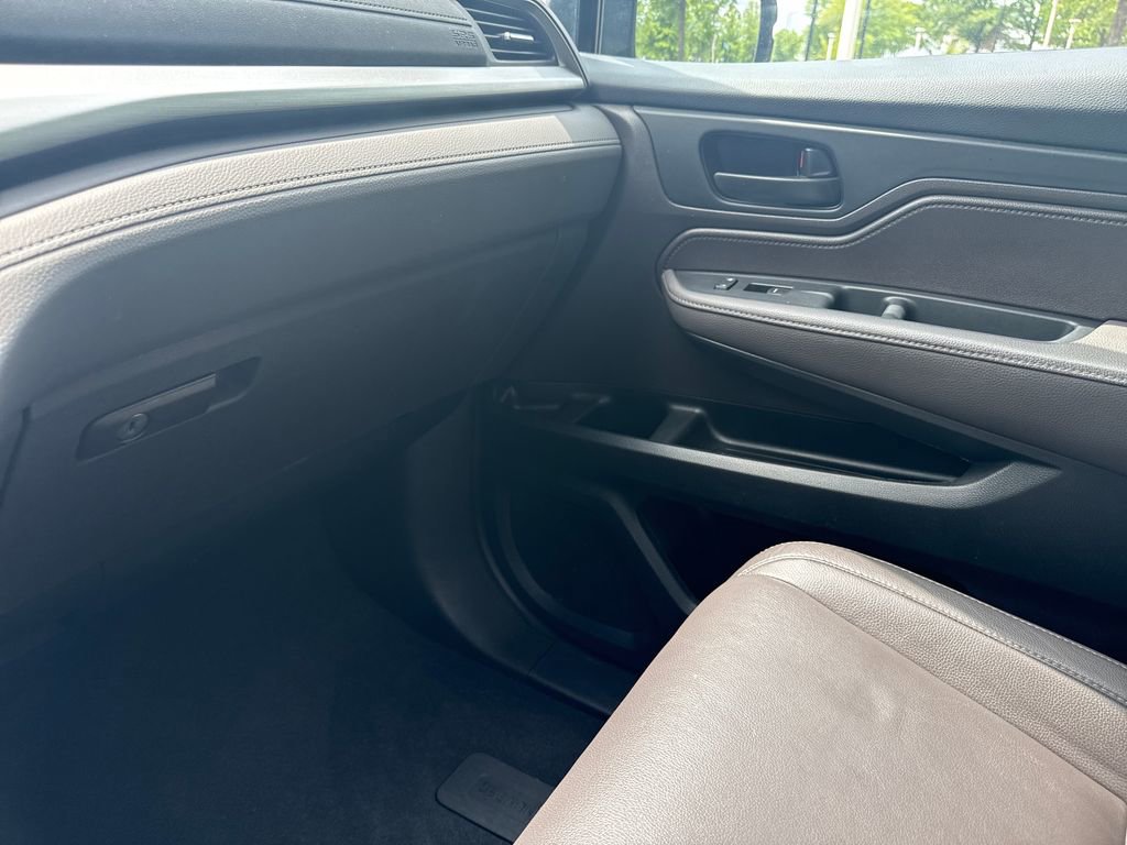 Used 2021 Honda Odyssey EX-L image 17