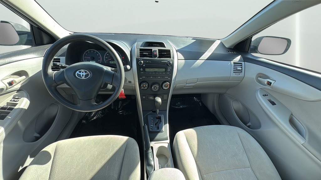 Used 2013 Toyota Corolla L FWD image 30