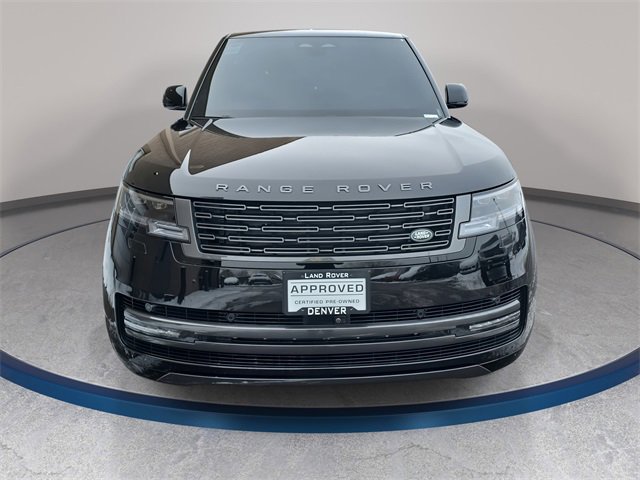 Used 2025 Land Rover Range Rover SE image 2