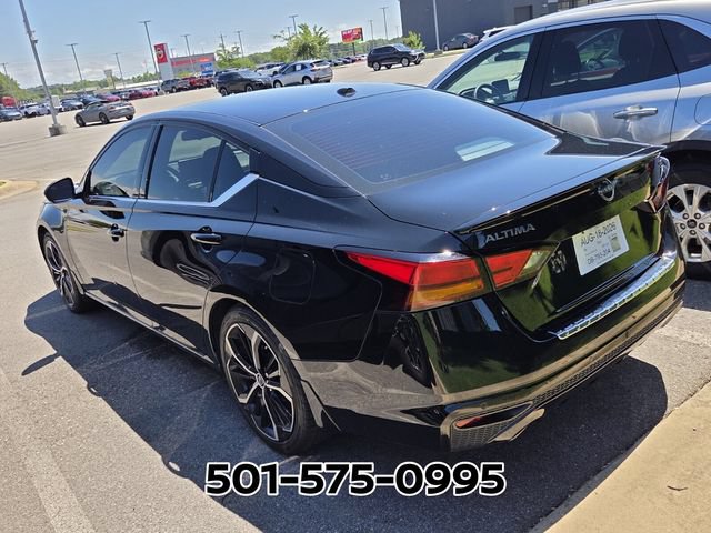 Used 2023 Nissan Altima 2.5 SR w/ SR Premium Package FWD image 6