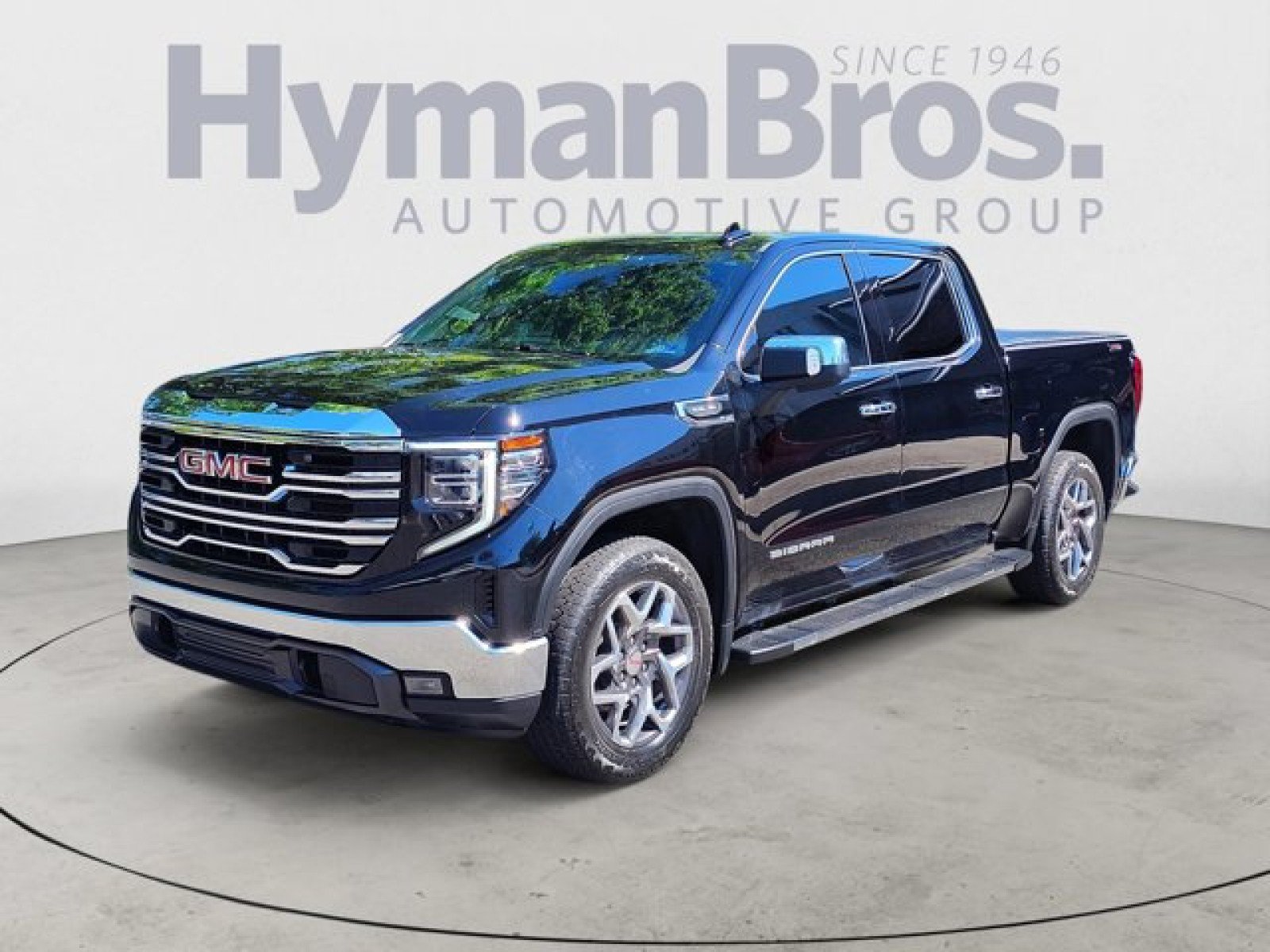 Used 2023 GMC Sierra 1500 SLT w/ SLT Premium Package AWD/4WD image 7
