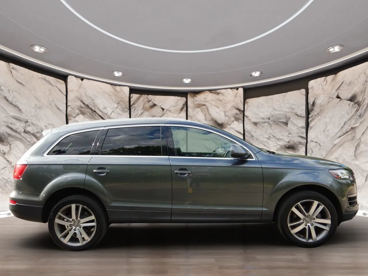 Used 2011 Audi Q7 3.0T Premium Plus AWD/4WD image 4