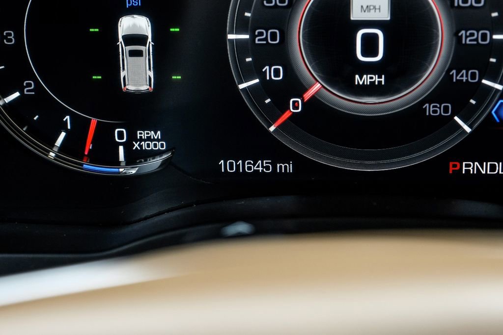 Used 2019 Cadillac Escalade Platinum image 17