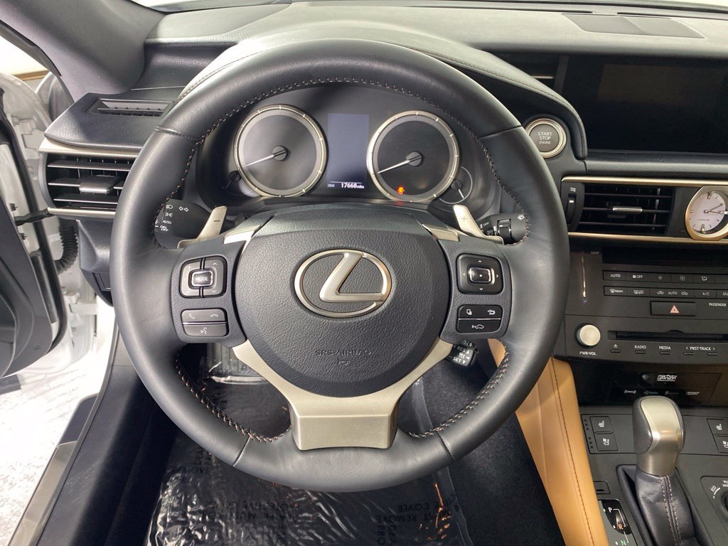 Used 2015 Lexus RC 350 w/ Luxury Package RWD image 14