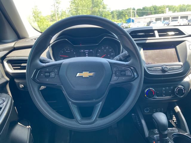 Used 2023 Chevrolet TrailBlazer LT FWD image 19