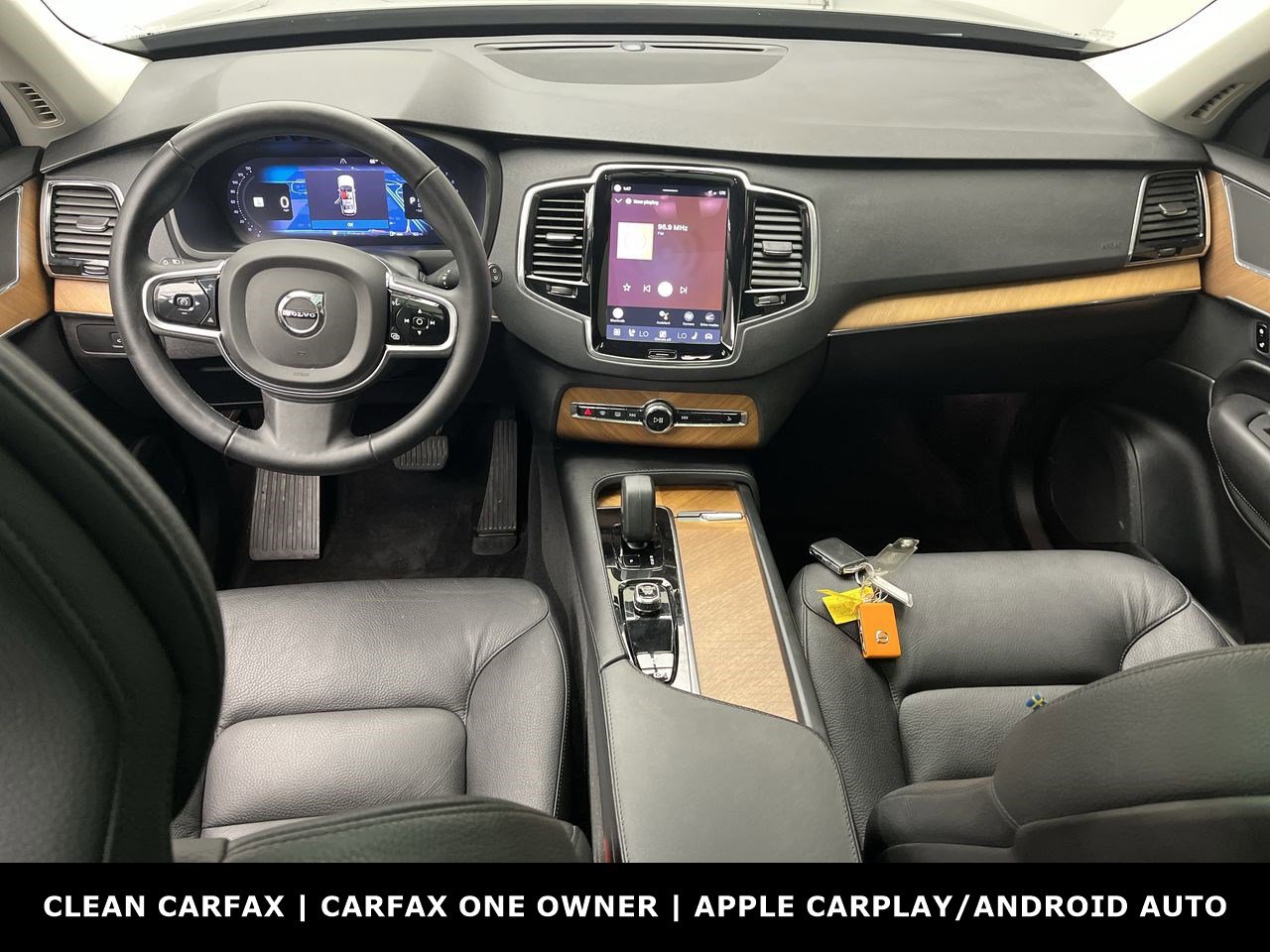 Used 2023 Volvo XC90 B6 Plus w/ Protection Package image 4