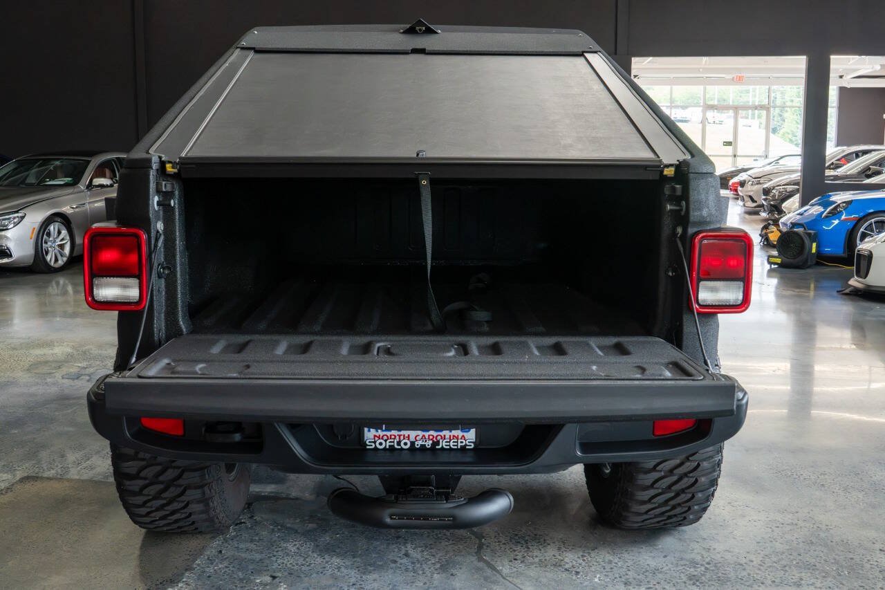 Used 2023 Jeep Gladiator Sport AWD/4WD image 77