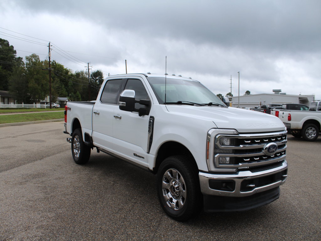 Used 2024 Ford F250 Lariat w/ Lariat Ultimate Package AWD/4WD image 3