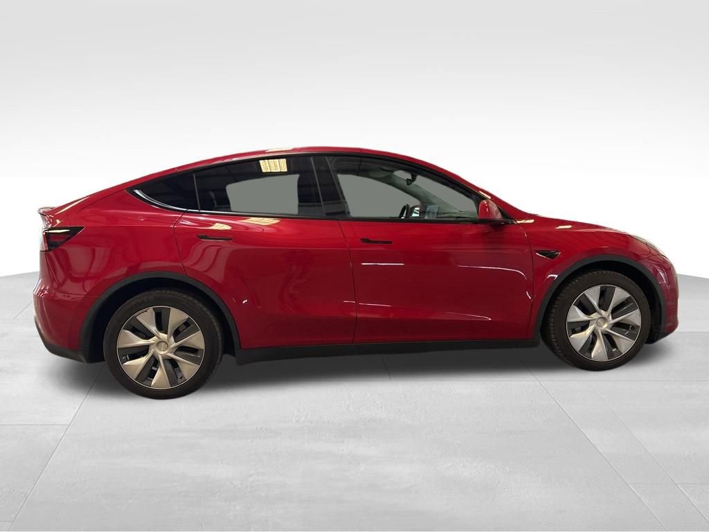 Used 2022 Tesla Model Y Long Range image 6