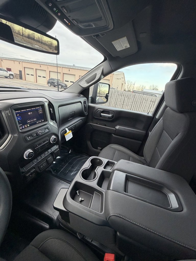 New 2026 GMC Sierra 2500 Pro w/ Convenience Package image 6