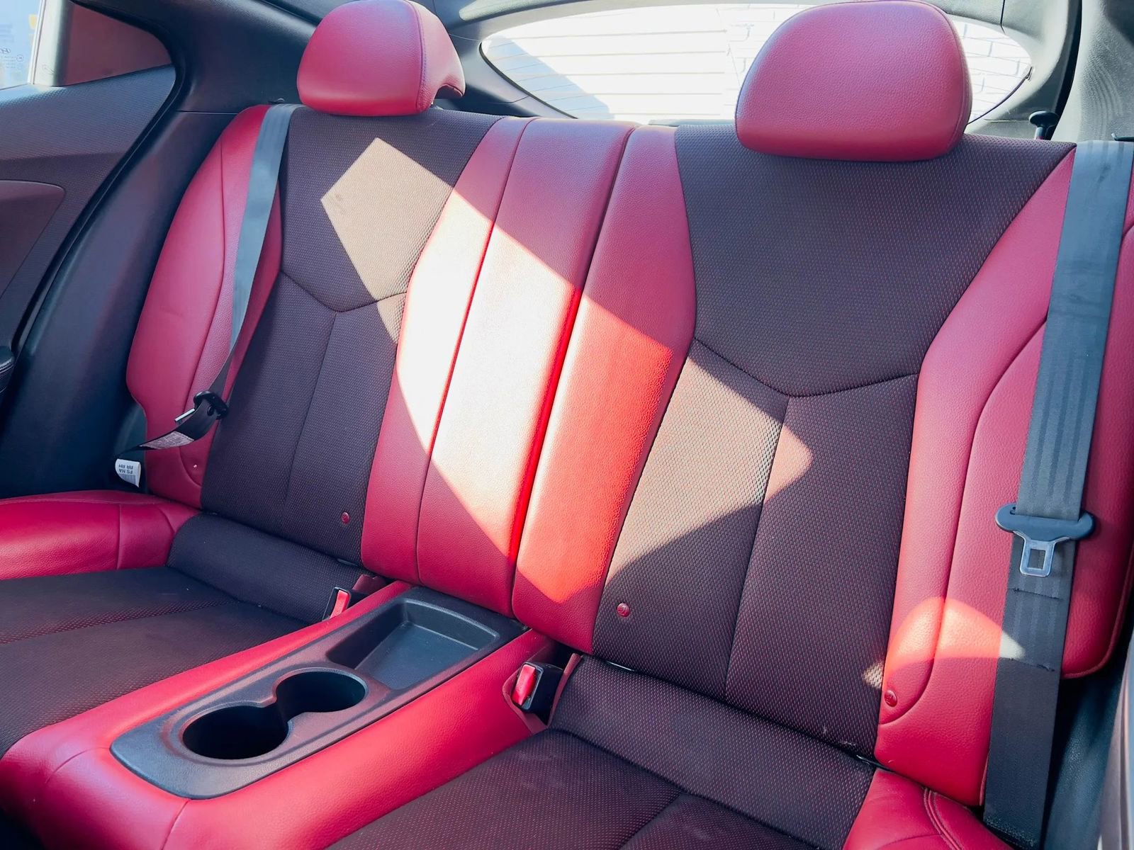 Used 2014 Hyundai Veloster Turbo R-Spec image 23