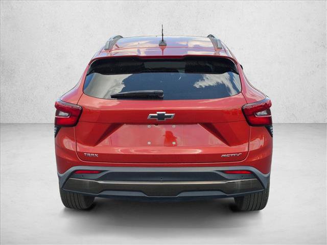 Used 2024 Chevrolet Trax ACTIV w/ Sunroof Package FWD image 6