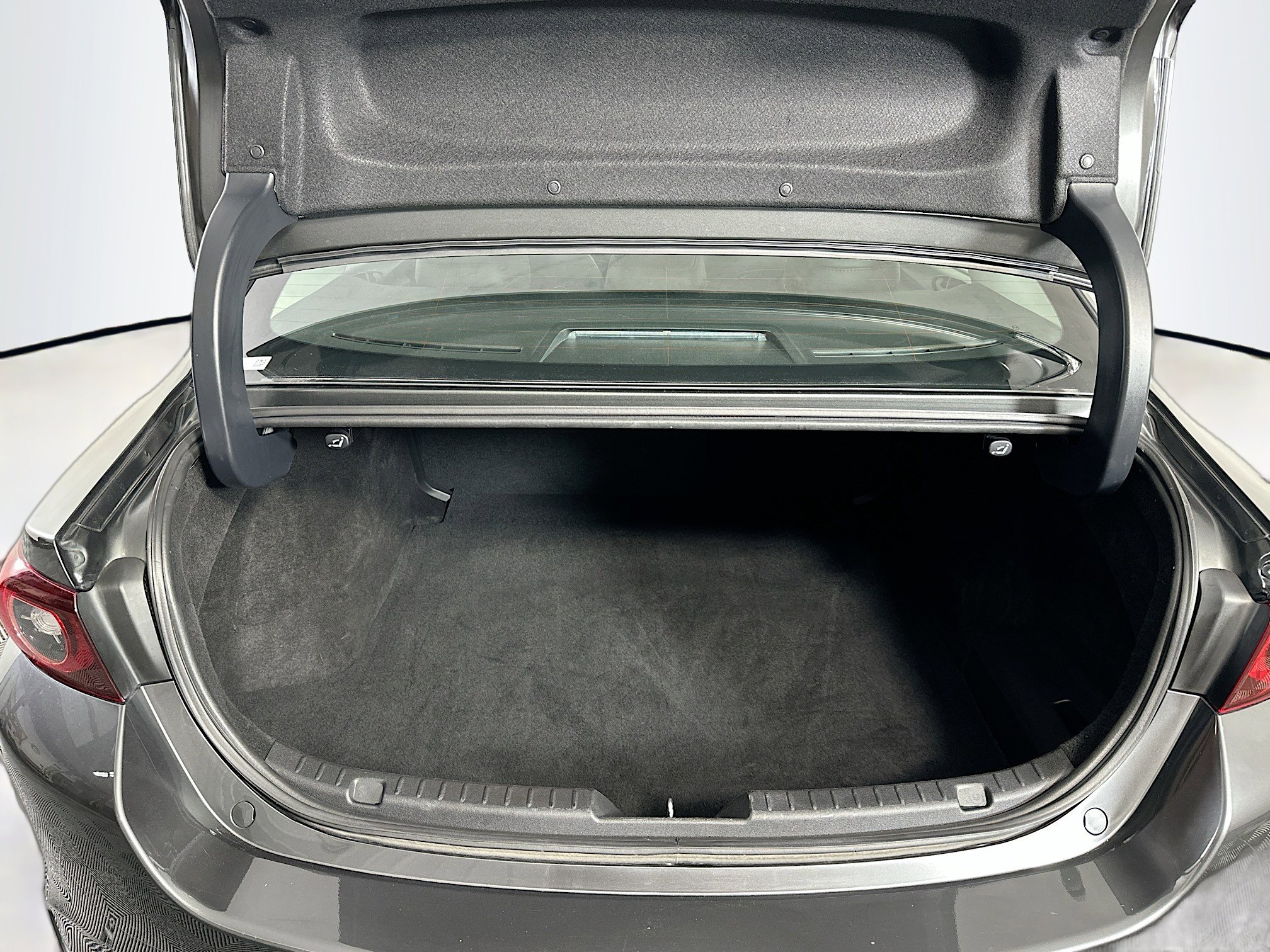 Used 2025 MAZDA MAZDA3 s image 30