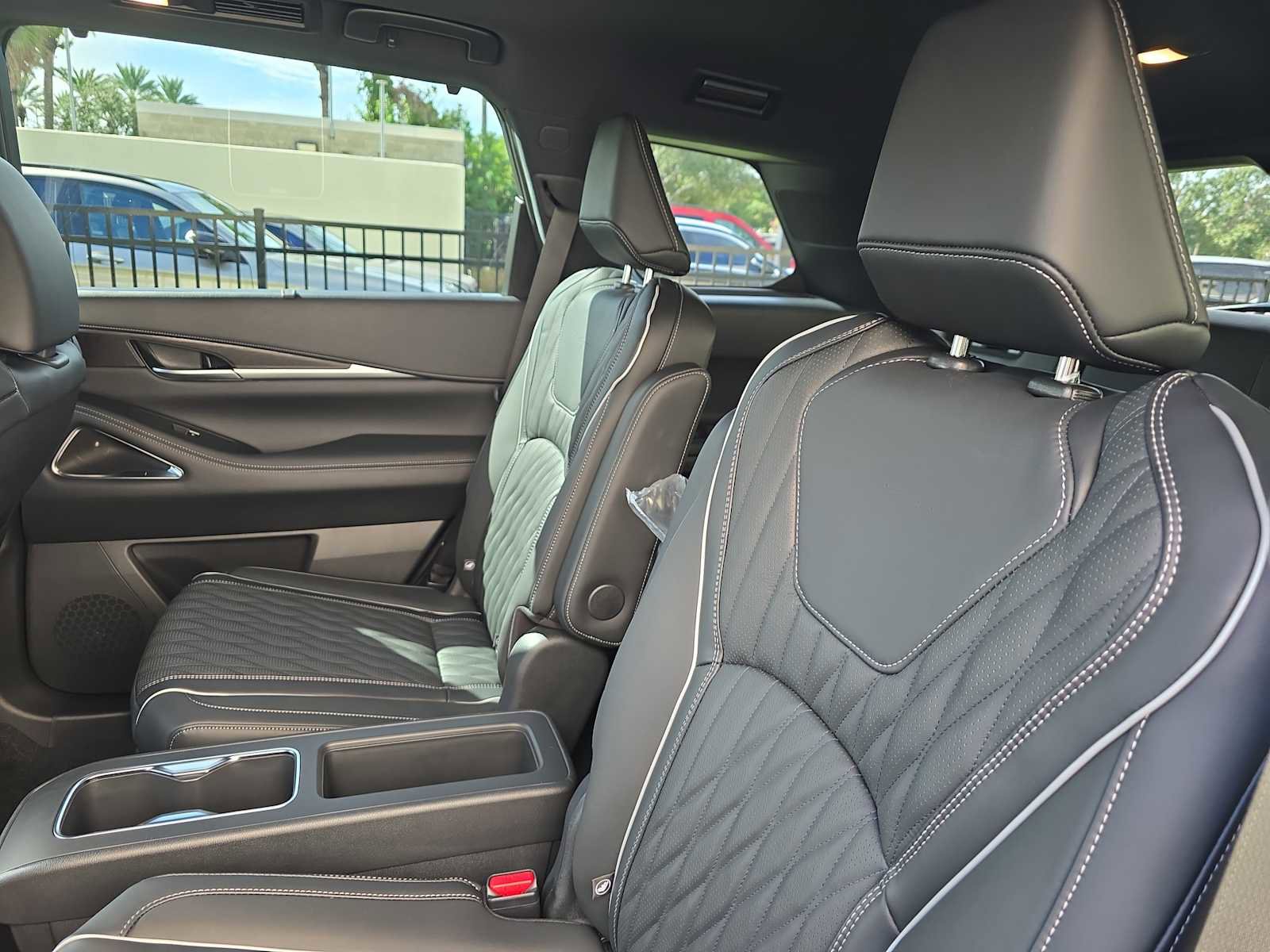 New 2026 INFINITI QX60 Autograph w/ Dark Cargo Package image 17