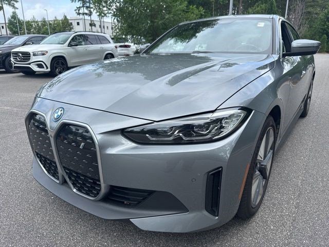 Used 2024 BMW i4 eDrive35 w/ Premium Package RWD video 1