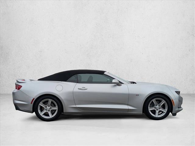 Used 2019 Chevrolet Camaro LT image 4