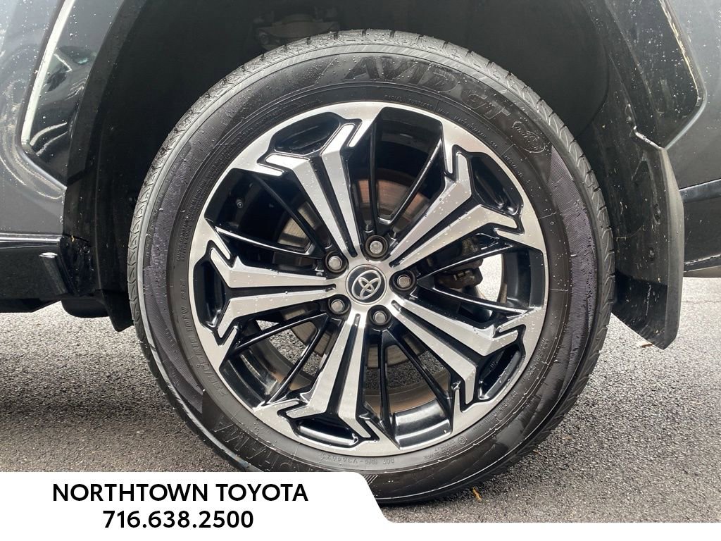 Used 2024 Toyota RAV4 XSE w/ Weather Package image 33