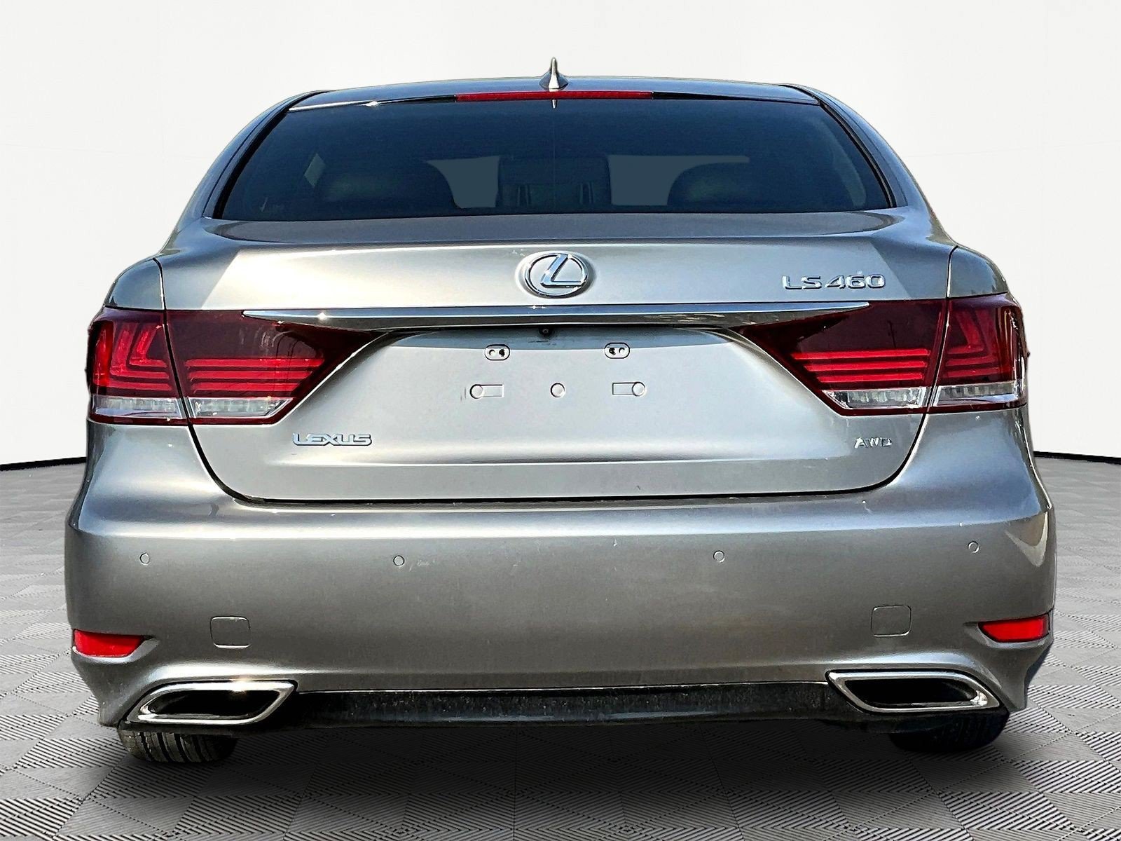 Used 2017 Lexus LS 460 AWD w/ Comfort Package image 5